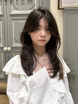 ビュートリアム 梅田(BEAUTRIUM) レイヤーカット/くびれレイヤー/顔まわりレイヤー/茶屋町/梅田