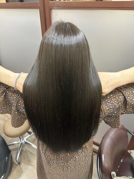 ライフ 星田店(Lyfe) 髪質改善暗めカラーダークアッシュ_艶髪レイヤーカット_401