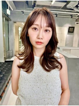 サンバレー(SUNVALLEY) 韓国風くびれセミロング柔らかブラウン