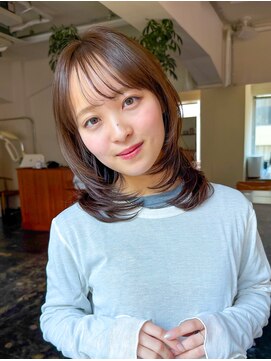 ガーランドギンザ(Garland Ginza) ミディアムレイヤーシースルーバング