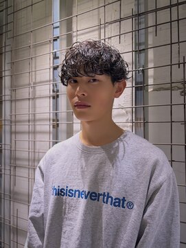 ウム(UMM) シャドウパーマ