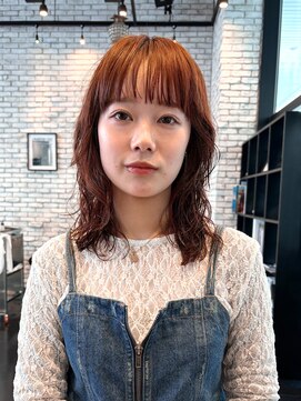 エン(YENN) オレンジブラウンカラー×レイヤー