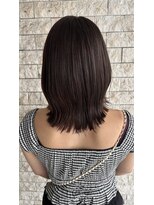 フラット 千葉(Flat.) 透明感、グレージュ外ハネスタイル【千葉】