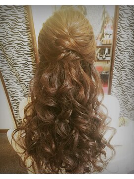 セットサロンエイト(set salon 8eight.) シンプルルーズハーフアップ