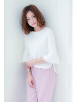 エルフォ(elfo)&nbsp;【elfo】こなれ感バツグンの外ハネボブのスタイル