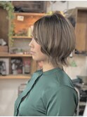 ショートボブ