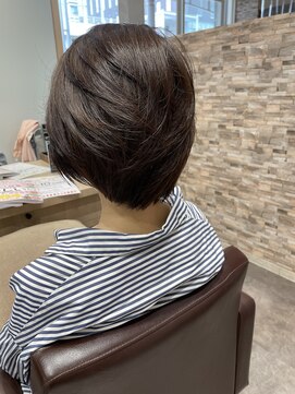 ビースリー ロア 艶ボブ11/19