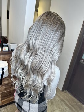 エルエードラゴ(LA DORAGO) ロングバレイヤージュ☆