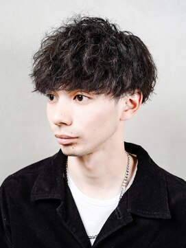 アルファ 新宿(alpha) フェザーパーマ/刈り上げセンターパート/サーフカール[新宿]