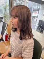 ヘアーアンドメイク ビス(HAIR&MAKE bis)&nbsp;ブリーチ一回で作る！透明感カラー【加藤沙久楽】