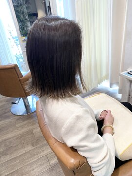 マカナ(makana) 柔らかい外はねボブ*