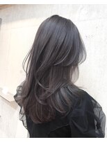 サイン 渋谷(SIGN)&nbsp;レイヤーカットインナーカラーイヤリングカラー色落ち綺麗表参道