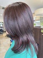 オーラ (AURA)&nbsp;イルミナで秋カラー、インナーガーネット