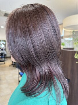 オーラ (AURA) イルミナで秋カラー、インナーガーネット