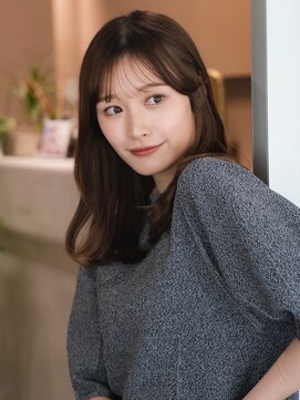 ガーデンヨコハマエスト(GARDEN YOKOHAMA est) ボブルフ　小顔　ミディアム　ボブ　レイヤー　シースルーバング