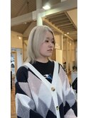 ホワイトブロンド/スラッシュデザイン