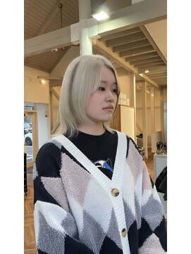 ココバイジル(CoCo by JILL) ホワイトブロンド/スラッシュデザイン