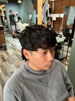 スタンドバーバー 柏(STAND BARBER)&nbsp;スペインカール/スパイキーショート/ブルーブラック/柏