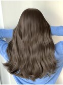 ヘーゼルベージュ　ブリーチなし　レイヤーカット　海外風