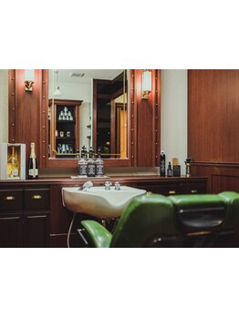 <メンズカット最短20分\3000～>平日20時迄で仕事帰りも◎リラックスできるプライベート空間[銀座/学割U24]