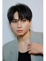 オーシャントーキョー サニー 原宿(OCEAN TOKYO Sunny)&nbsp;韓国マッシュフェザーパーマニュアンスパーマセンターパート黒髪