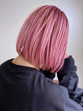 ラック 津田沼(LUCK) ペールピンク/ピンクヘアカラー/ハイトーンボブ/大人ガーリー