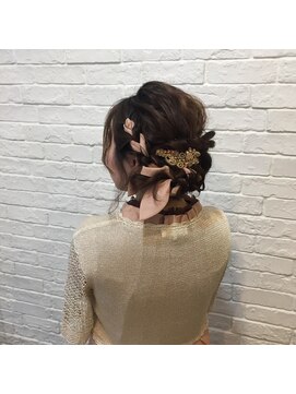 ヴィジョン(VISION) スカーフヘアアレンジ