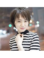 サロンドカーロ(SALON’ DE CARO) アレンジ万能なボブスタイル