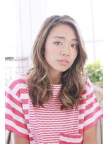 トランクイルグラフ(TRAN9UIL graph)&nbsp;表情を変えるハイライト夏ロング