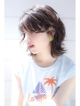 ガーランド (Garland) [Garland/表参道]☆外ハネレイヤーカジュアルミディ☆