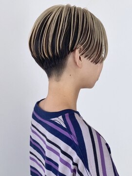 ゴーズゴードットビー 吉祥寺(go s go .b) 刈り上げ/ハンサムショート/アンブレラカラー/ハイライト/吉祥寺