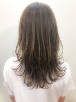 フュー 新小岩(few.)&nbsp;黒髪/グレーベージュ/レイヤーロング/前髪パーマ[新小岩駅]