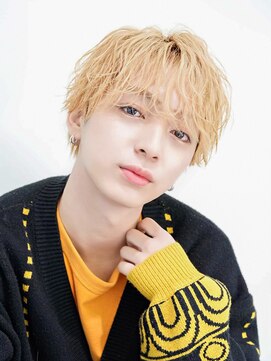 オーシャントーキョーウエスト 心斎橋 (OCEAN TOKYO WEST) ハイトーン波巻きシャドウパーマシースルーマッシュ