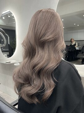 オニキス 原宿(ONYX) a39ベージュカラーブラウンブリーチカラーレイヤーカット