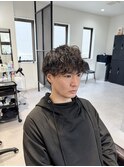 シャドウパーマツーブロック刈り上げ