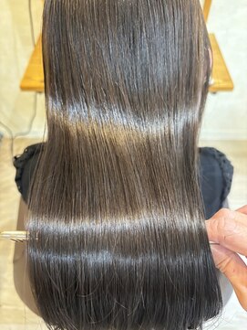 ルーチェ(Luce) 赤みを抑えたうる艶カラー＆髪質改善TOKIOトリートメント