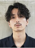 新橋メンズパーマツイストスパイラルパーマ波巻きニュアンス