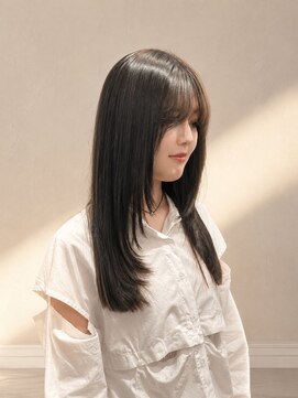 ロマリア ヒルズ 表参道 原宿(Lomalia HILLS) イメチェングレージュカラー/艶カラー/前髪/[表参道/原宿]