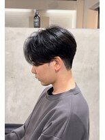 オン(on.) 洗練されたセンターパート