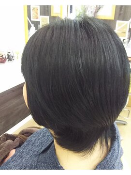 ゾーンヘア ふんわりショート