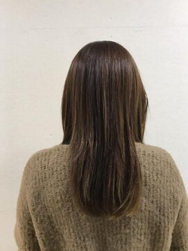 コム(com by neolive) ローレイヤースタイル1