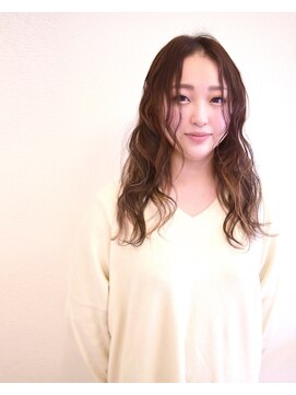 ヘアー キュート(hair CUtE) 平巻きウェーブのCUtEロング!