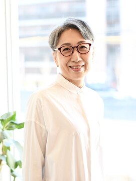 えがお美容室 【えがお美容室】50代に人気☆モダンなマニッシュショート