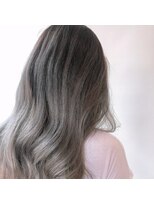 レガシーヘアーデザイン(Legacy hair design)&nbsp;バレイヤージュ　シルバーカラー