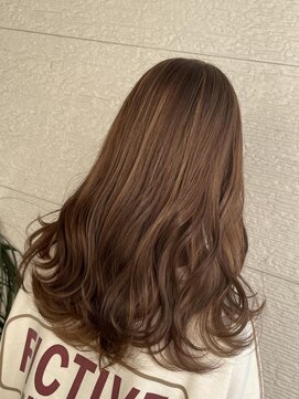 ノルン バイ シェリッシュ(Norn by sheriche) ヌーディーベージュ