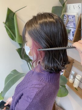 ロンド ブランシュ 錦糸町北口(Lond blanche) 【畠中ケント】デザインカラーイヤリングカラーピンク