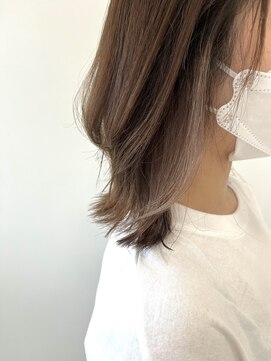 エムスリー(EMU THREE) イヤリングカラーピンクベージュ