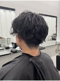 波巻きツイストスパイラルフェザーパーマ刈り上げセンターパート