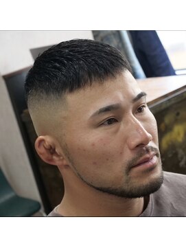 ニューオールド 三軒茶屋(NEW OLD) クロップ＋スキンフェード