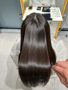 ロンドメリア 天神大名店(Lond Melia) 髪質改善縮毛矯正でツヤサラストレート 髪質改善/艶髪/縮毛矯正